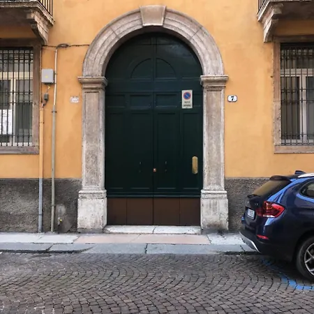 Apartment Duomo *